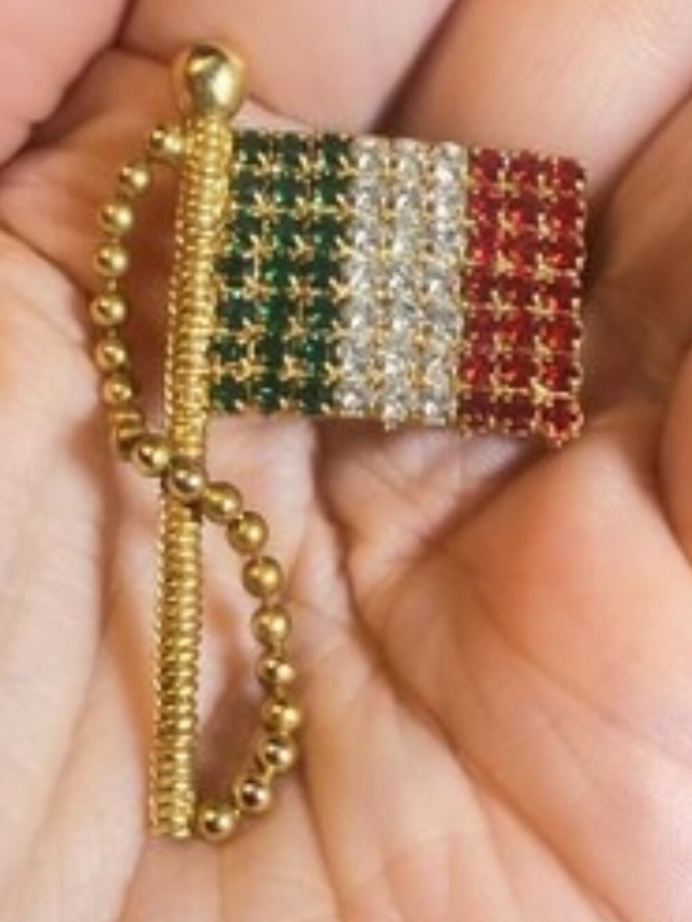 Italian Flag Brooch Vintage Rhinestone Flag on Pole Gold Tone Patriotic Pin 2 in